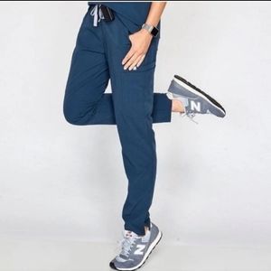 Figs yola skinny straight limited edition scrub pants womens size S gray…